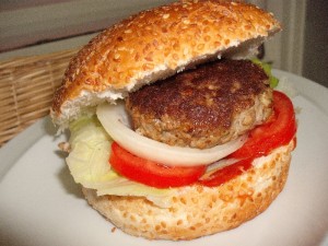 המבורגר ולחמניות תוצרי בית של פירגה